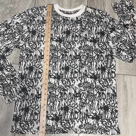 Massive Black and White Long Sleeve Shirt Medium All over Print - Picture 5 of 7